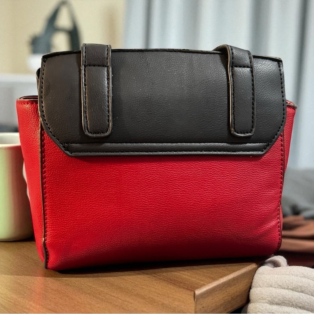 Di Vita Collection Red & Gray Structured Shoulder Bag Purse NWT Faux Leather - Picture 4 of 13